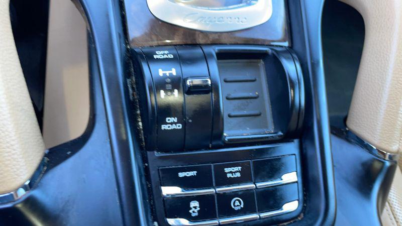 2016 Porsche Cayenne S