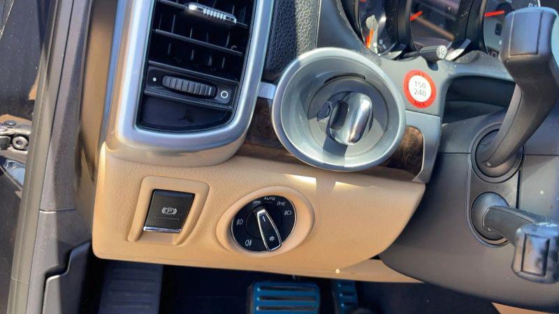 2016 Porsche Cayenne S