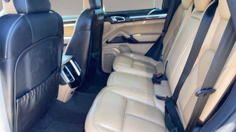 2016 Porsche Cayenne S