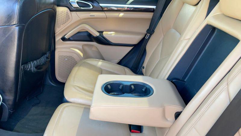 2016 Porsche Cayenne S