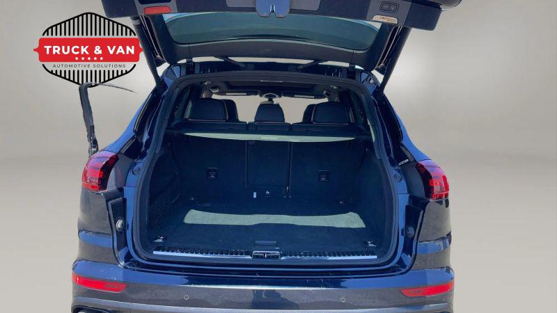 2016 Porsche Cayenne S