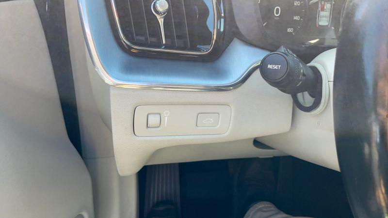 2018 Volvo XC60 T6 Momentum