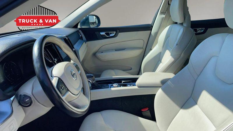 2018 Volvo XC60 T6 Momentum