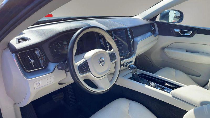 2018 Volvo XC60 T6 Momentum