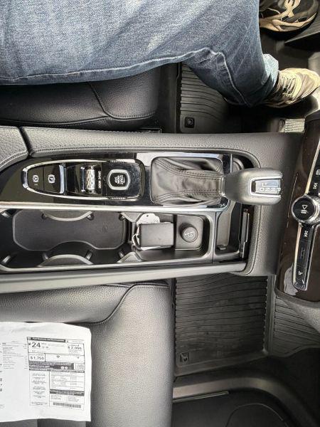 2018 Volvo XC90 T5 Momentum