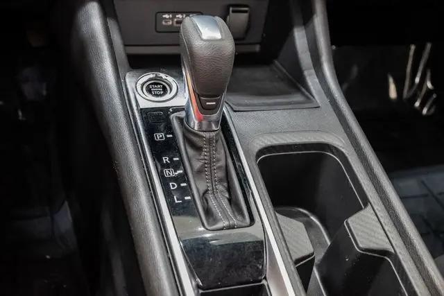 2020 Nissan Sentra SV Xtronic CVT