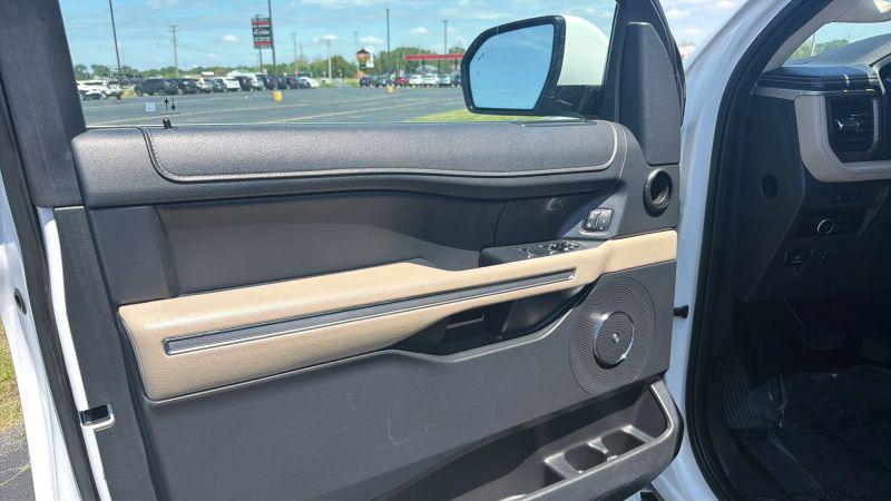 2024 Ford Expedition Limited MAX