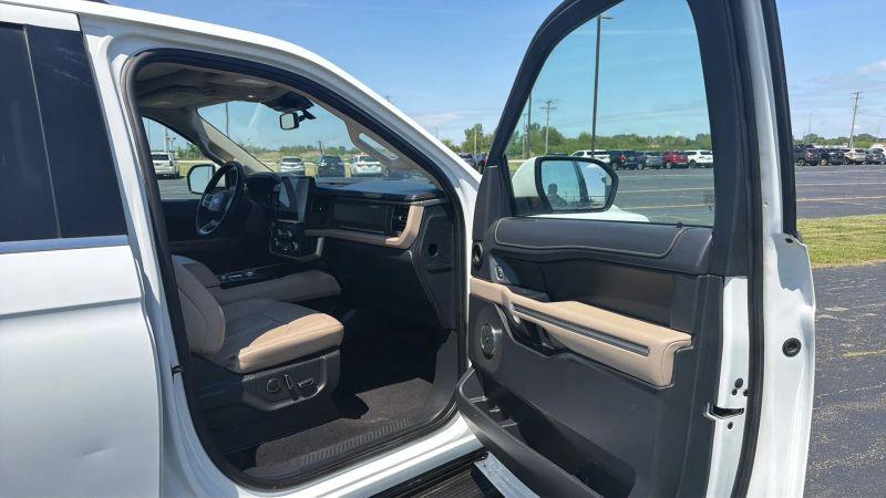 2024 Ford Expedition Limited MAX