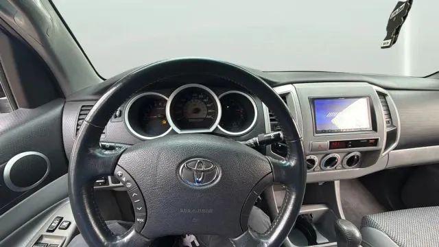 2005 Toyota Tacoma Base V6