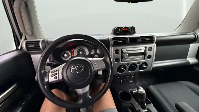 2010 Toyota FJ Cruiser Base
