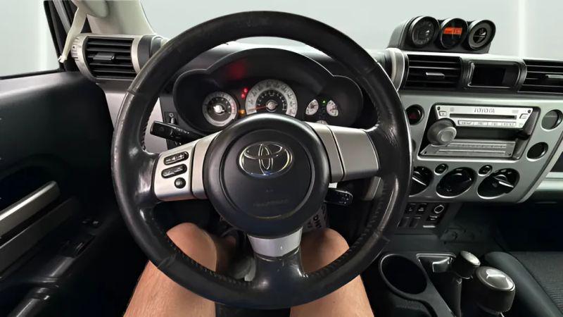 2010 Toyota FJ Cruiser Base
