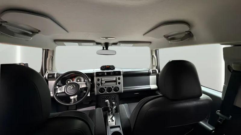 2010 Toyota FJ Cruiser Base