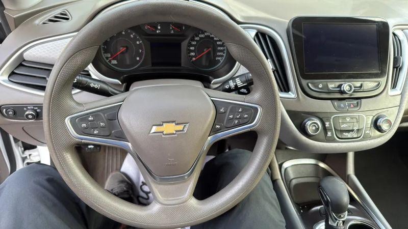 2022 Chevrolet Malibu LS