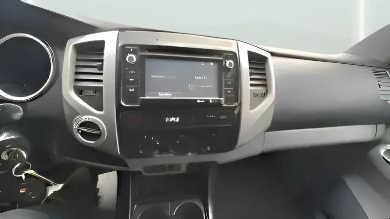 2014 Toyota Tacoma Base V6