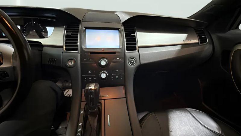 2014 Ford Taurus SEL