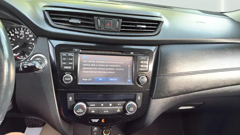 2017 Nissan Rogue SL