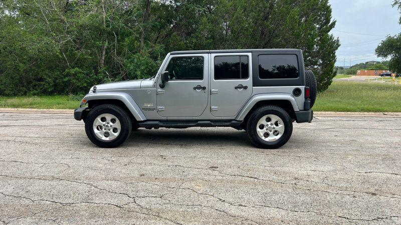 2013 Jeep Wrangler Unlimited Sahara