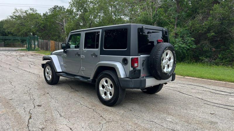 2013 Jeep Wrangler Unlimited Sahara