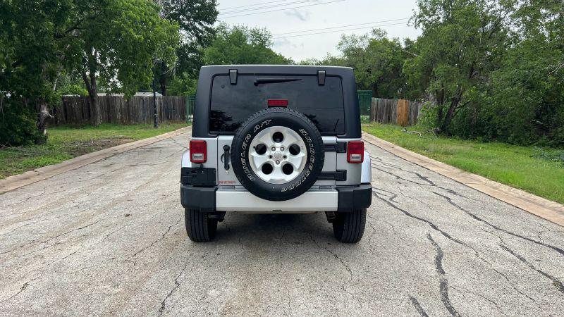2013 Jeep Wrangler Unlimited Sahara