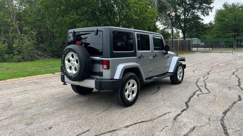 2013 Jeep Wrangler Unlimited Sahara