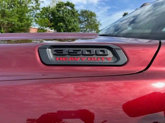 2022 Ram 3500 Laramie Crew Cab 4x4 8' Box