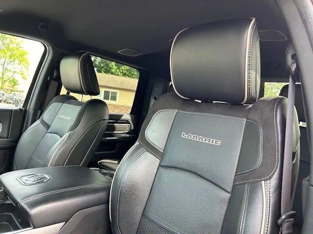 2022 Ram 3500 Laramie Crew Cab 4x4 8' Box