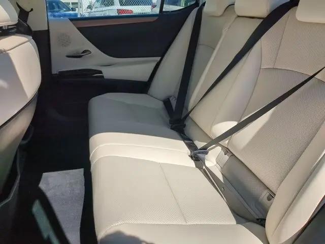 2023 Lexus ES 300h ES 300h
