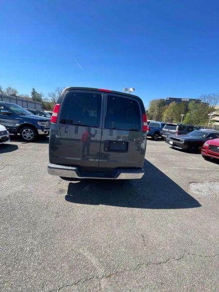 2016 Chevrolet Express LT