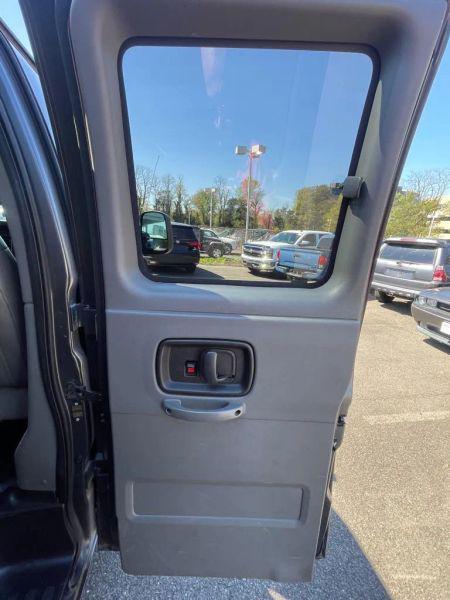 2016 Chevrolet Express LT