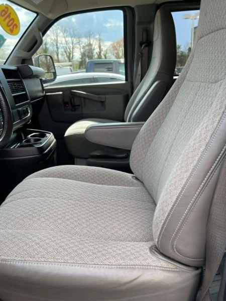 2016 Chevrolet Express LT