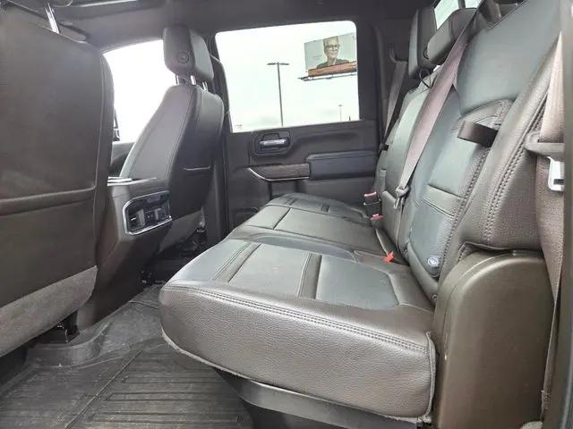 2022 GMC Sierra 2500HD 4WD Crew Cab Standard Bed Denali