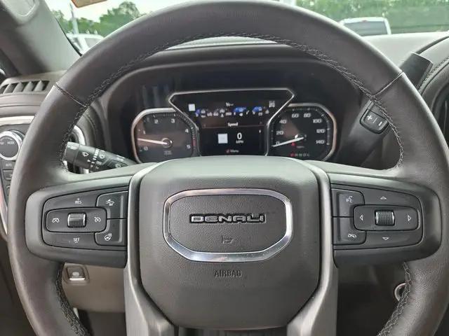 2022 GMC Sierra 2500HD 4WD Crew Cab Standard Bed Denali