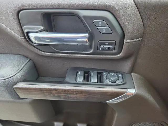 2022 GMC Sierra 2500HD 4WD Crew Cab Standard Bed Denali