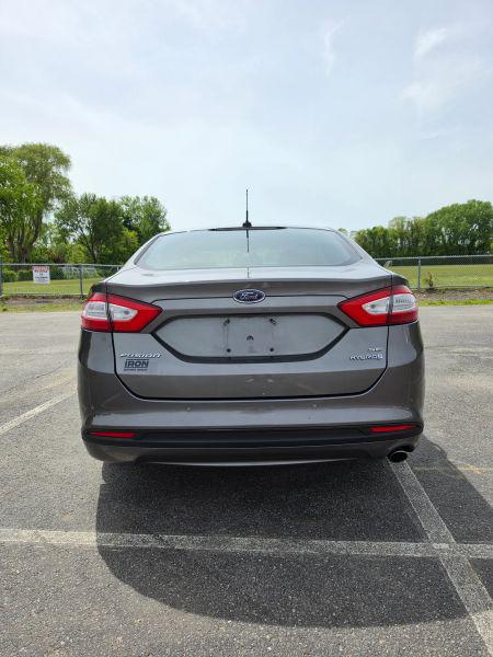 2014 Ford Fusion Hybrid SE