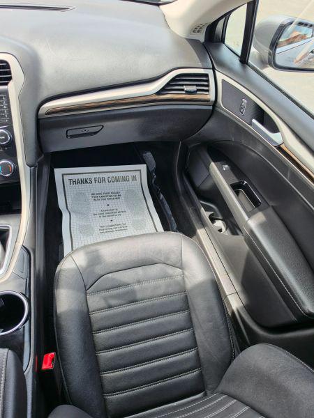 2014 Ford Fusion Hybrid SE