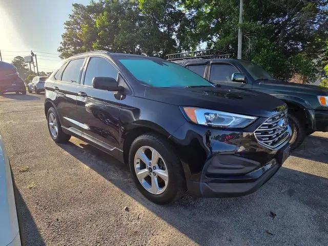 2020 Ford Edge SE