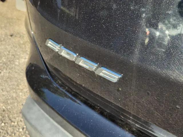 2020 Ford Edge SE