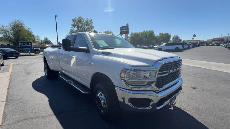 2020 Ram 3500 Big Horn Crew Cab 4x4 8' Box