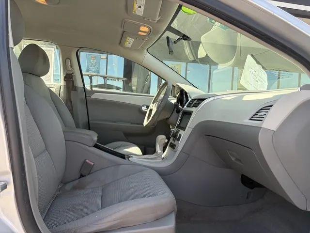 2011 Chevrolet Malibu LS