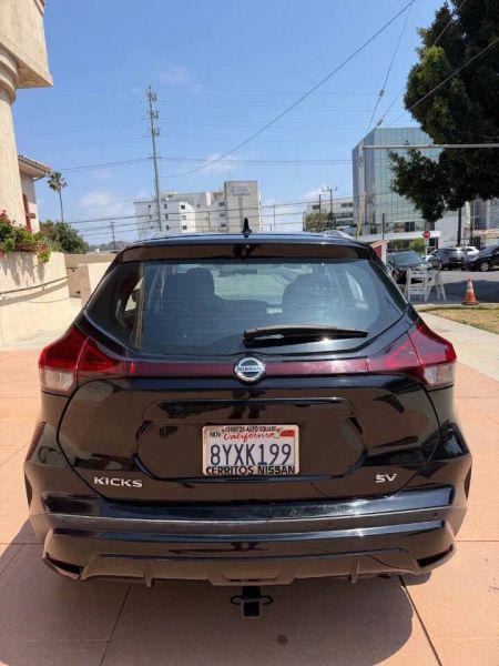 2021 Nissan Kicks SV Xtronic CVT