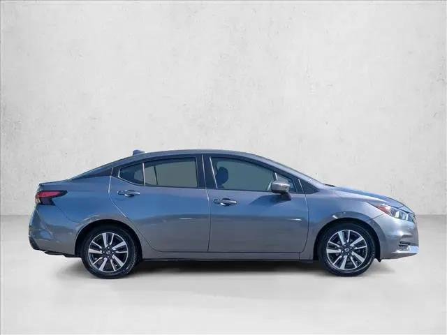 2020 Nissan Versa SV Xtronic CVT