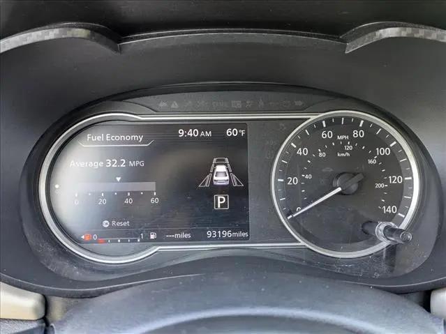 2020 Nissan Versa SV Xtronic CVT