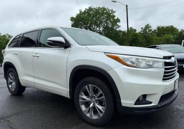 2015 Toyota Highlander LE Plus V6