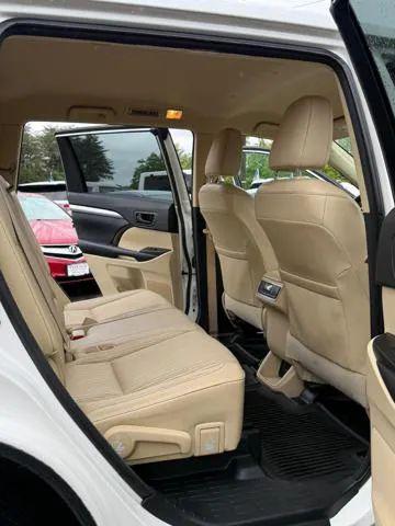 2015 Toyota Highlander LE Plus V6