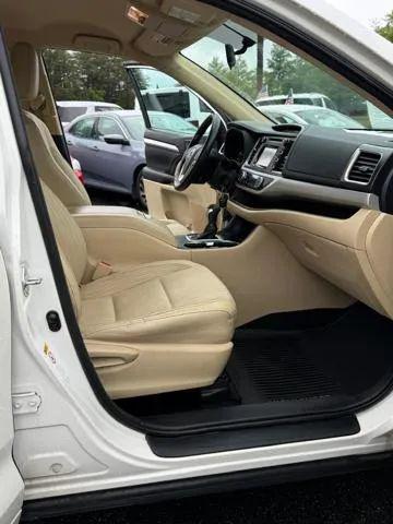 2015 Toyota Highlander LE Plus V6
