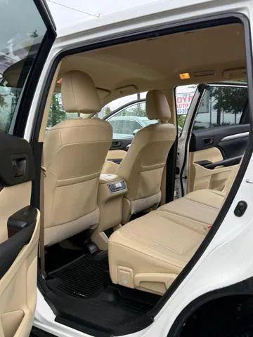 2015 Toyota Highlander LE Plus V6