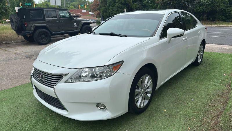 2015 Lexus ES 300h 300h