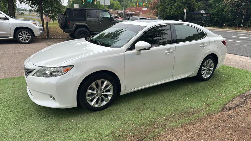2015 Lexus ES 300h 300h
