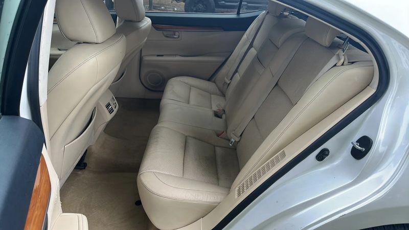 2015 Lexus ES 300h 300h