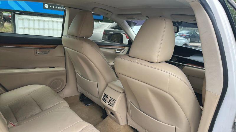2015 Lexus ES 300h 300h